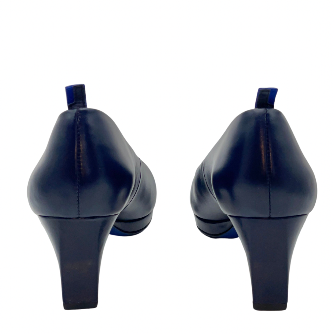 Navy blue low heel court shoes best sale