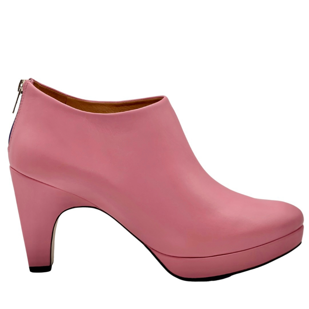 Low 2025 cut bootie