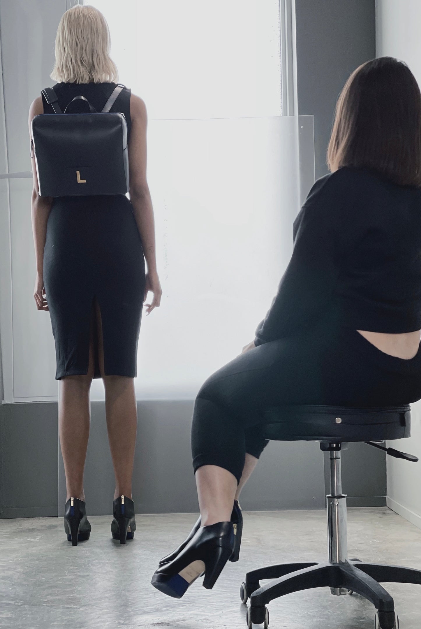 dr LIZA bootie 2.0 -BLACK